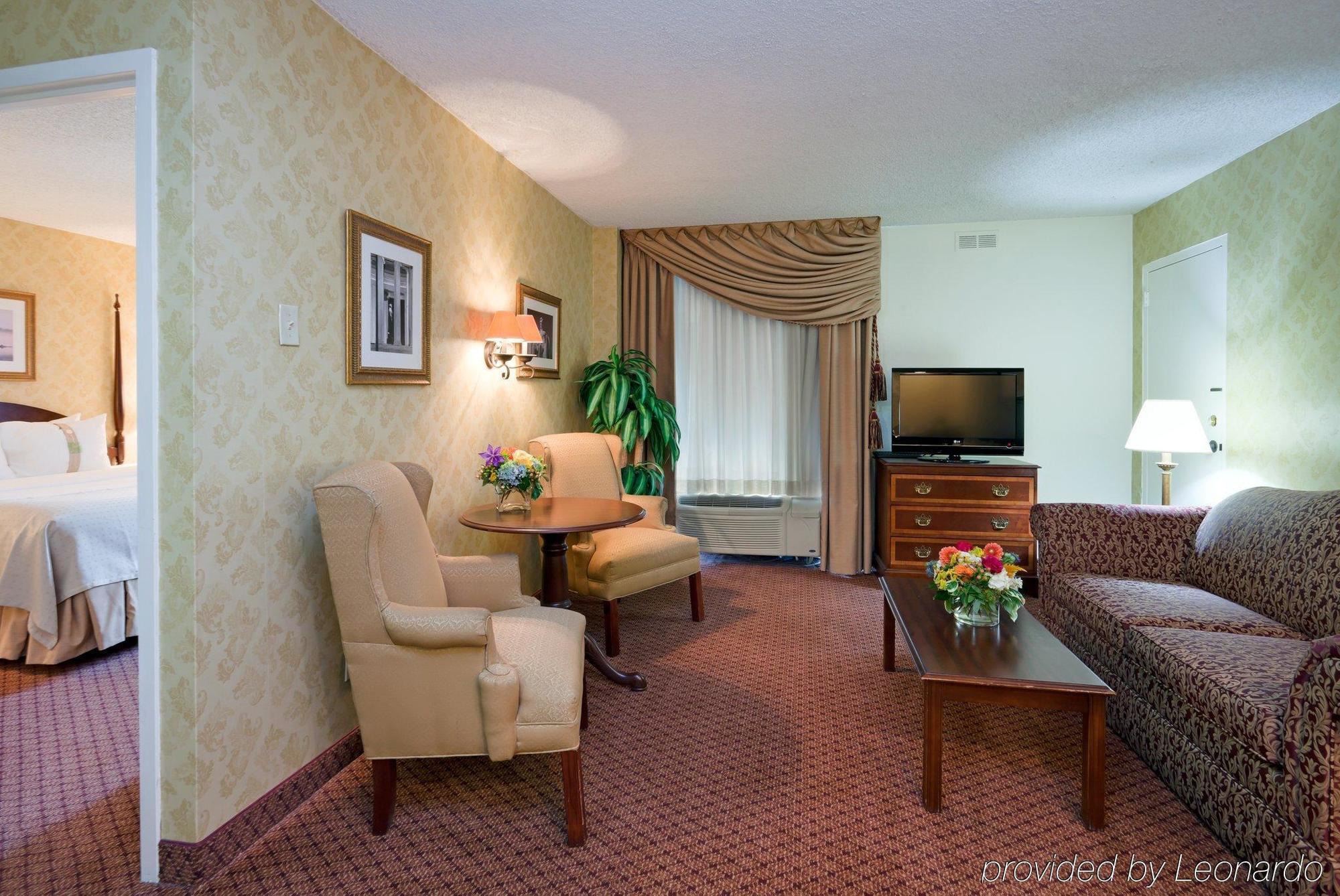 Holiday Inn Washington-Georgetown Номер фото