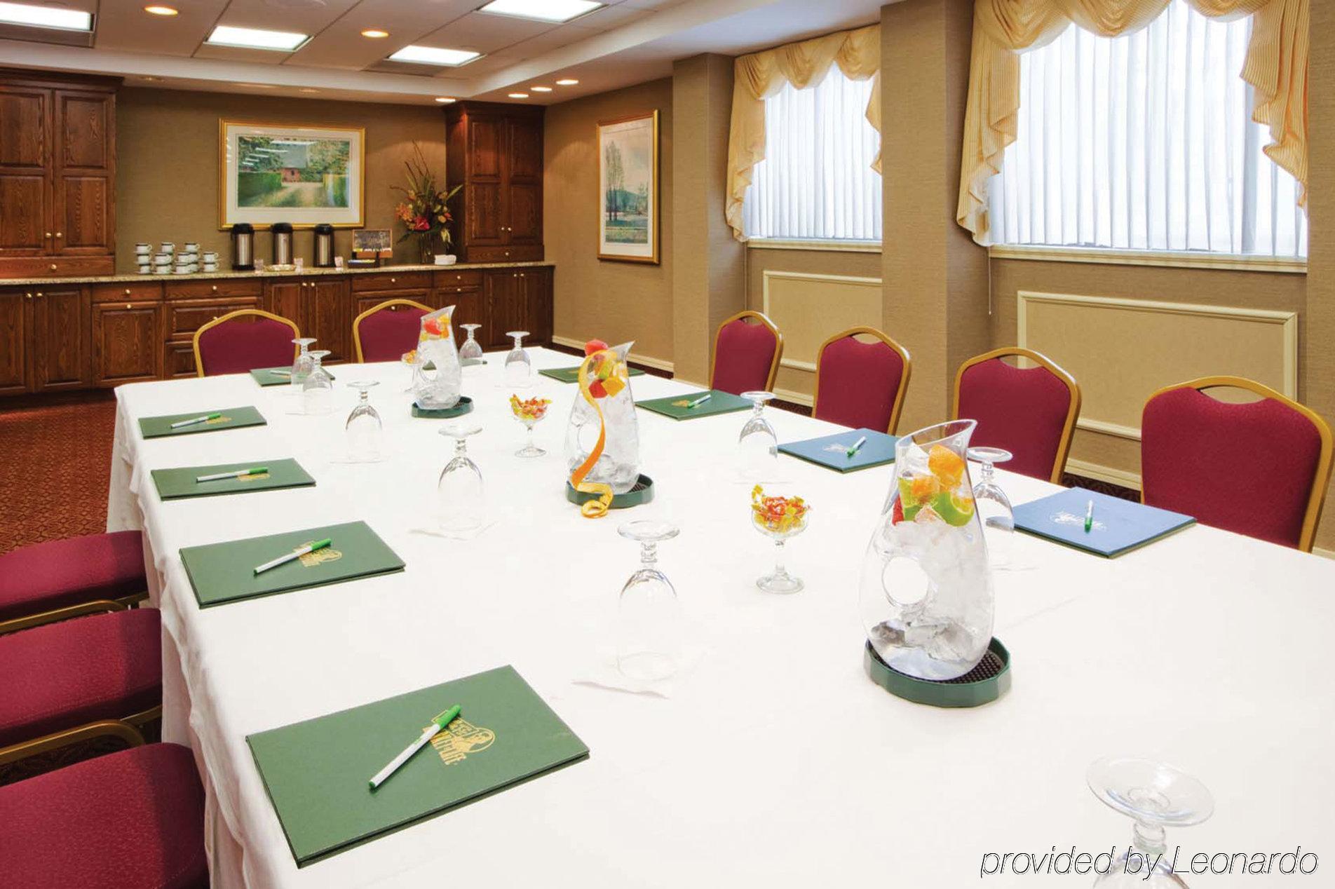 Holiday Inn Washington-Georgetown Удобства фото