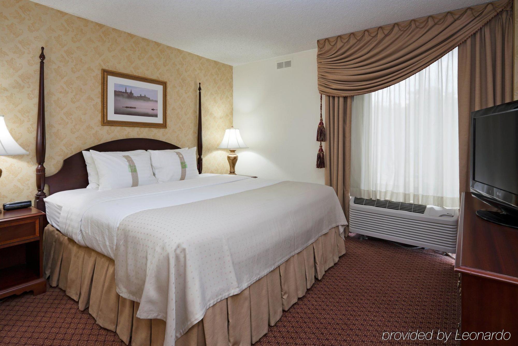 Holiday Inn Washington-Georgetown Номер фото
