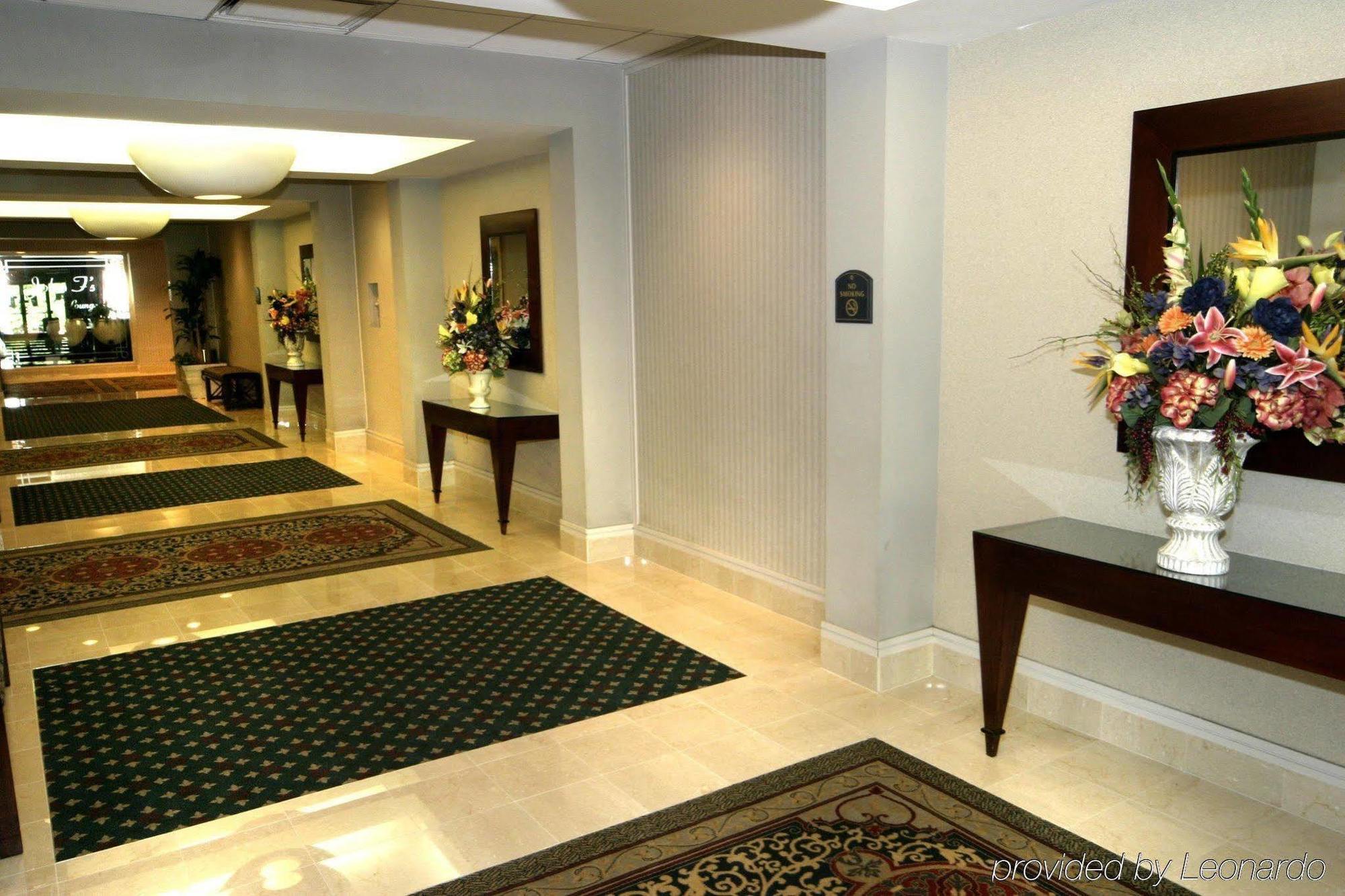 Holiday Inn Washington-Georgetown Экстерьер фото
